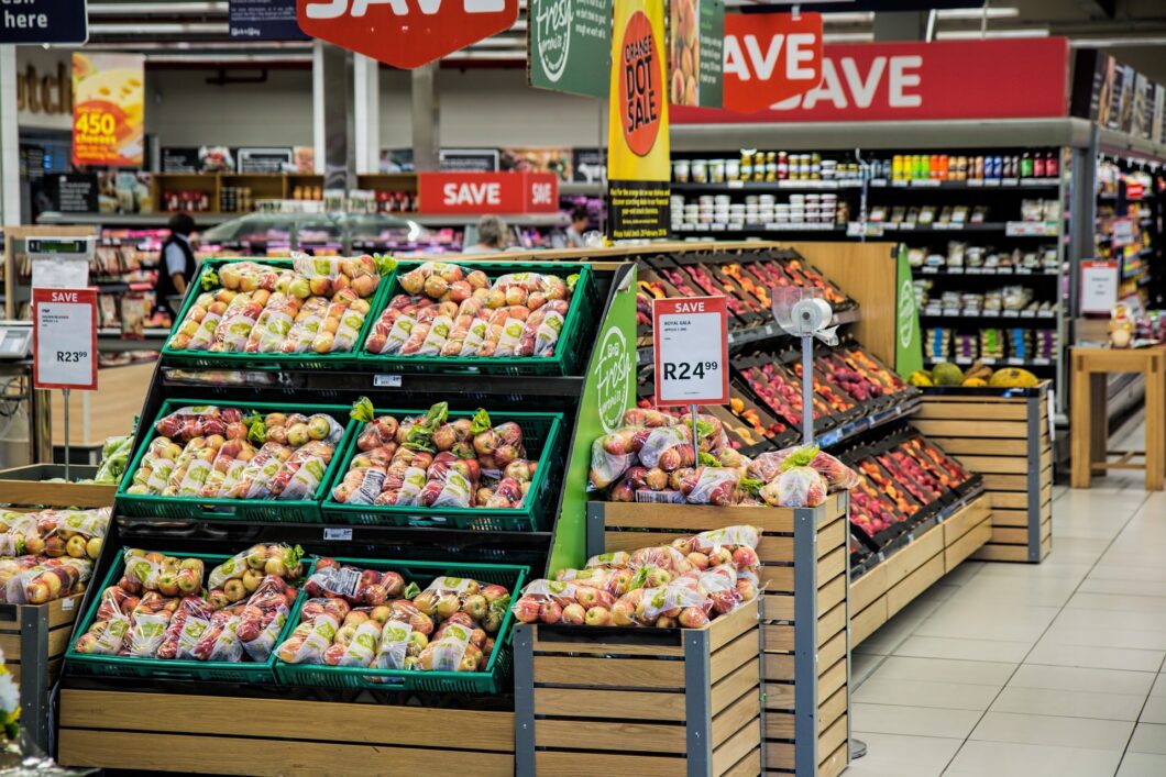 7 Tips To Save Money on Your Groceries 1